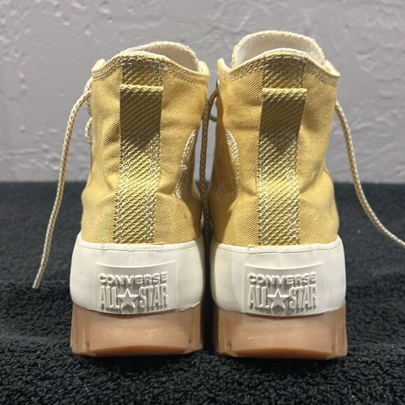 🔥 CONVERSE Chuck Taylor All Star Lugged 2.0 Utility High Sneaker Gold Women Sz - Picture 8 of 14